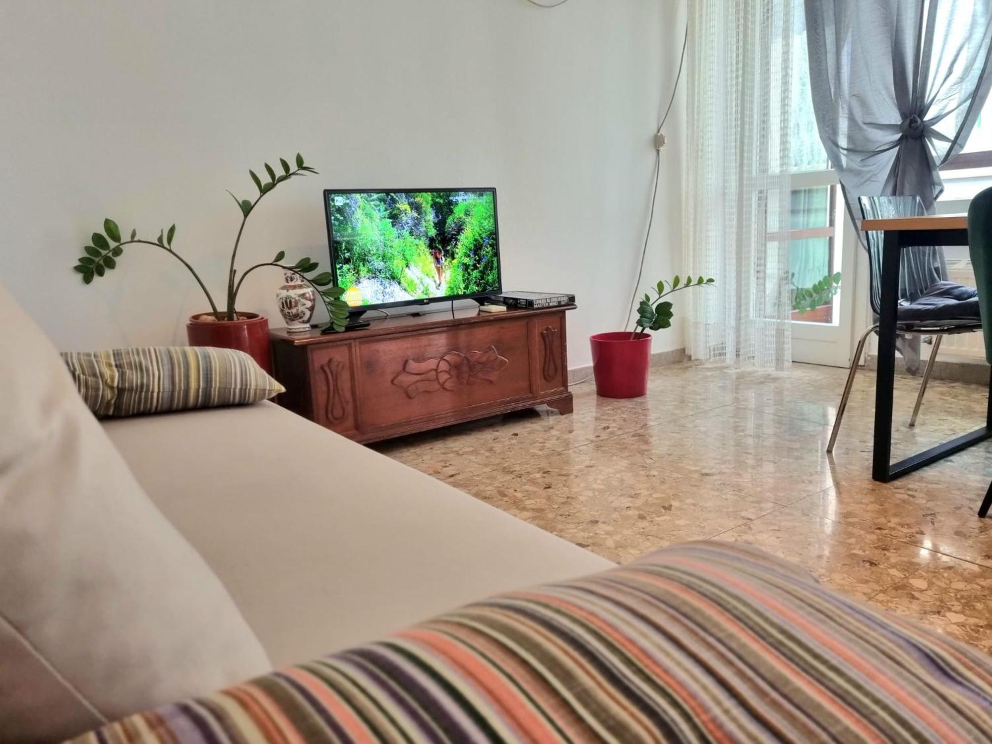 Ultimo Piano Con Parcheggio Apartment Trieste Ngoại thất bức ảnh